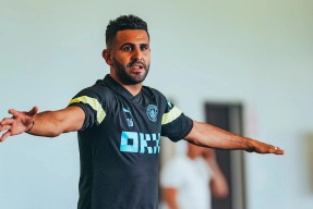 官网电脑版入口拜仁慕尼黑围绕社区盾调整名单哈兰德在美国队比赛中突破纪录，网友：阿扎伦卡连续三场比赛得分超过爆冷的简单介绍